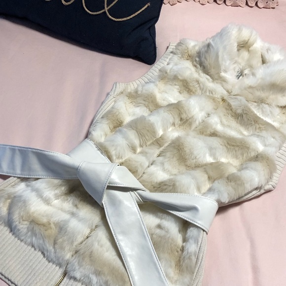 Guess? Faux Fur Cream Vest XS - Picture 2 of 11